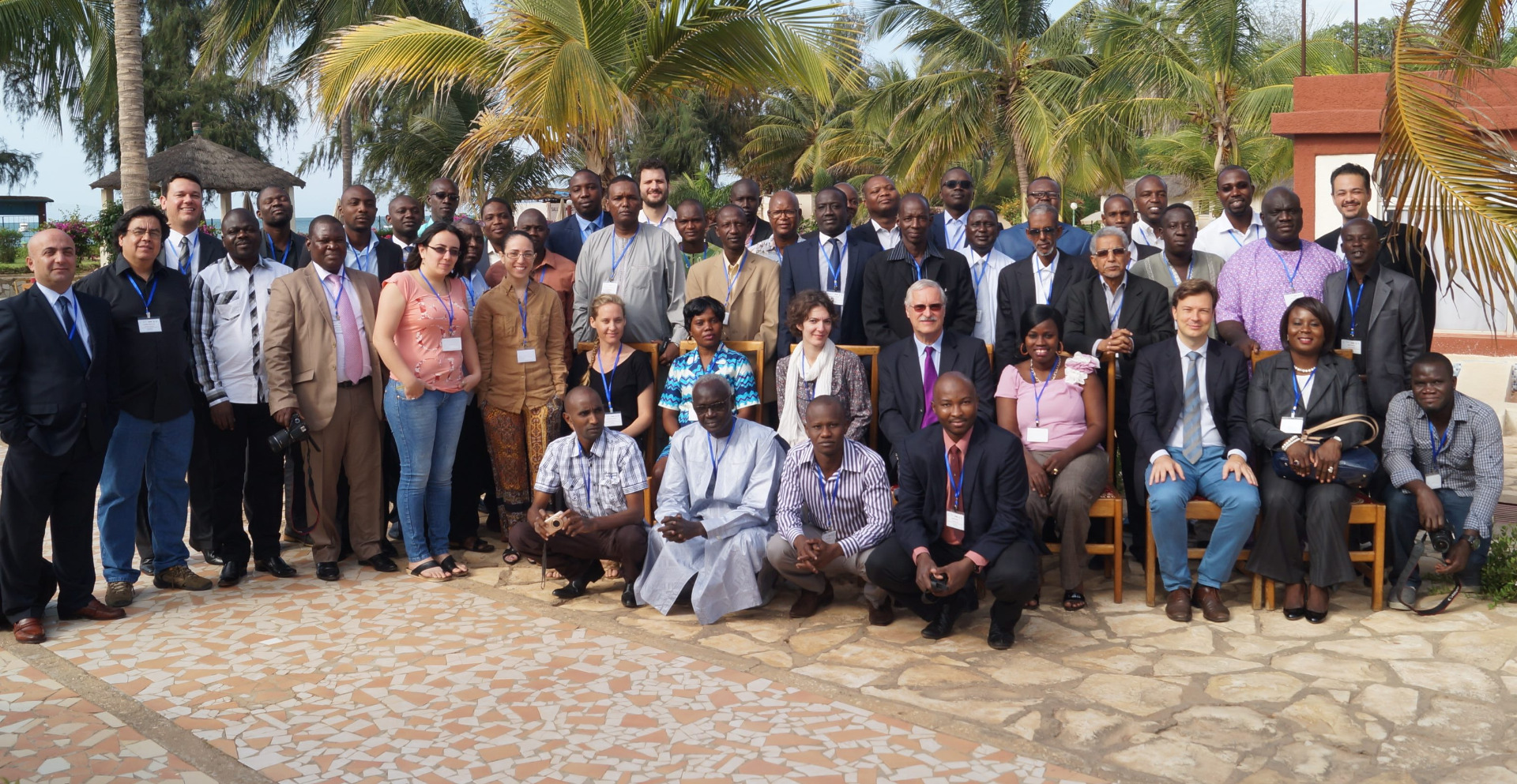 Les participants comprenaient des journalistes, des responsables gouvernementaux et des experts internationaux